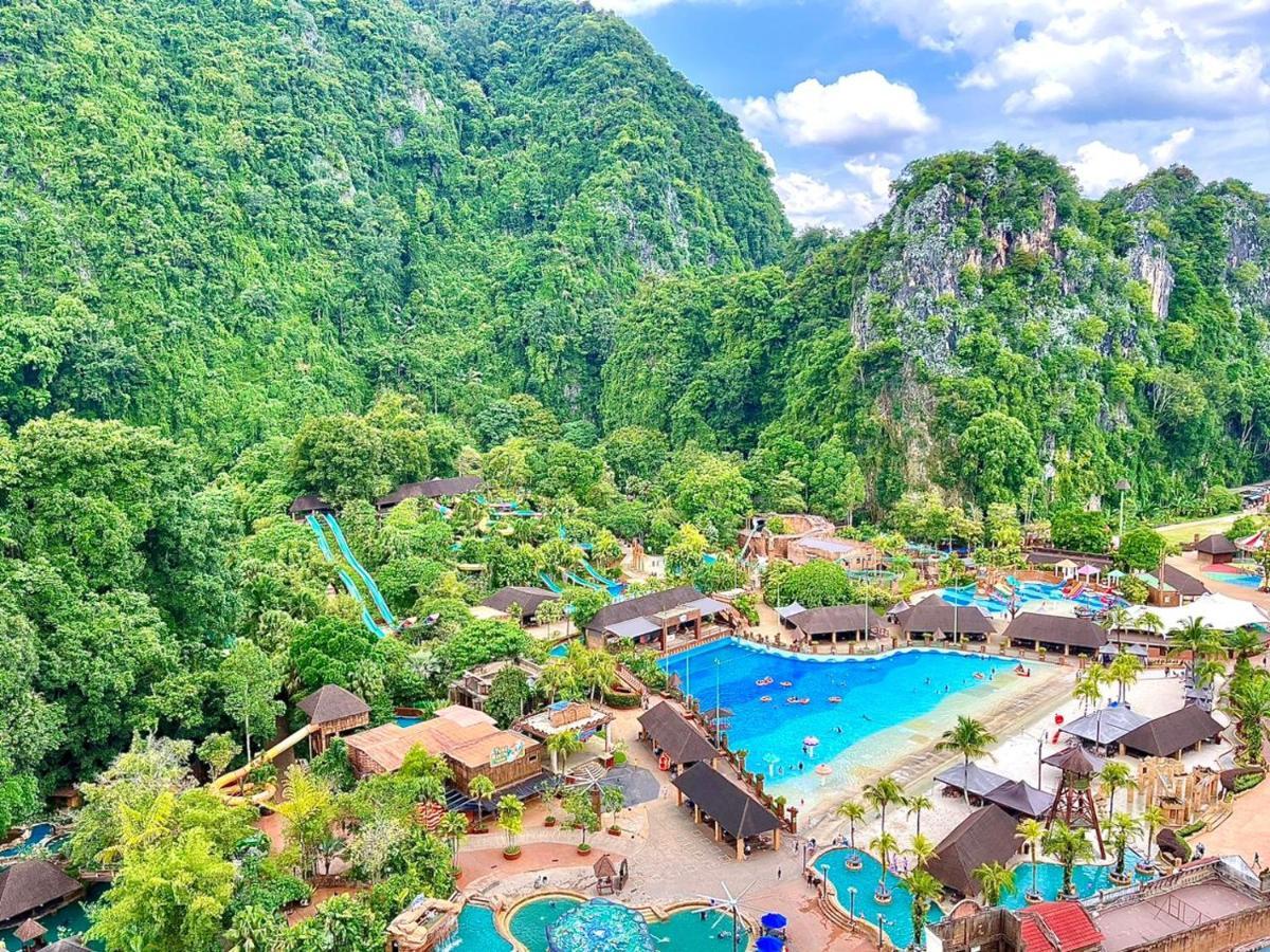 Hotspring 2 Room 1512 Suite Sunway Onsen With Theme Park View 4 Pax Tambun Luaran gambar